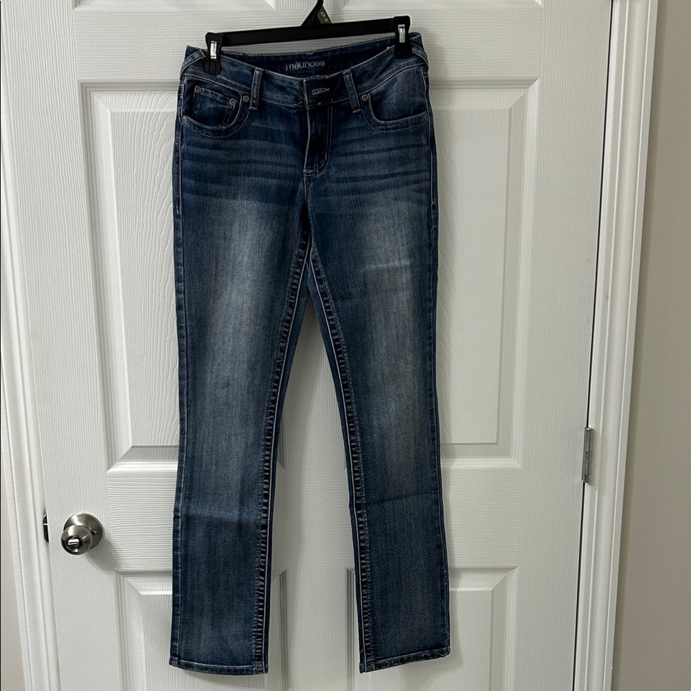 Size 0 Maurices Dark Blue Straight Leg Jeans